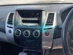 2011 Mitsubishi Challenger Wagon