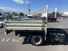 2014 Isuzu NPR Series Truck