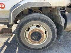 2000 Nissan PKC310 Tipper Truck