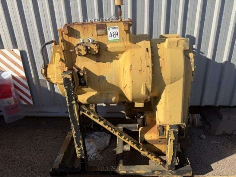 Caterpillar AD55 Gearbox - TVAA Pty Ltd T/A Tomkins Valuers & Auctioneers