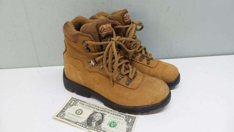 coleman men's hiking boots