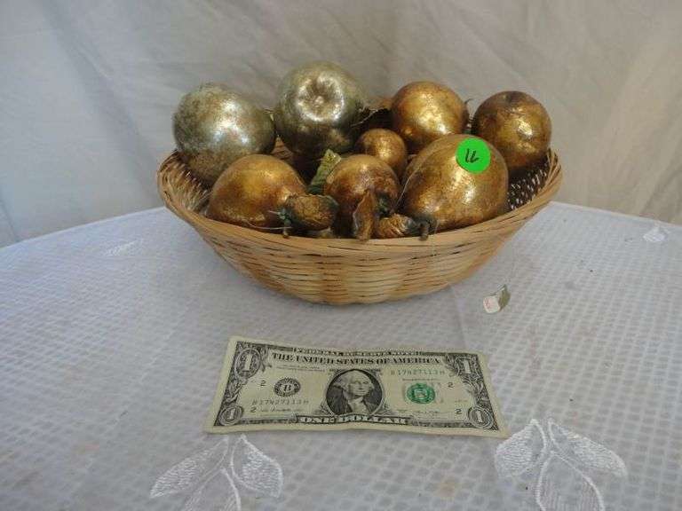 DEPARTMENT 56 WICKER BASKET FULL OF DEPARTMENT 56 MIXED FRUIT WITH TAGS LOOK THESE UP