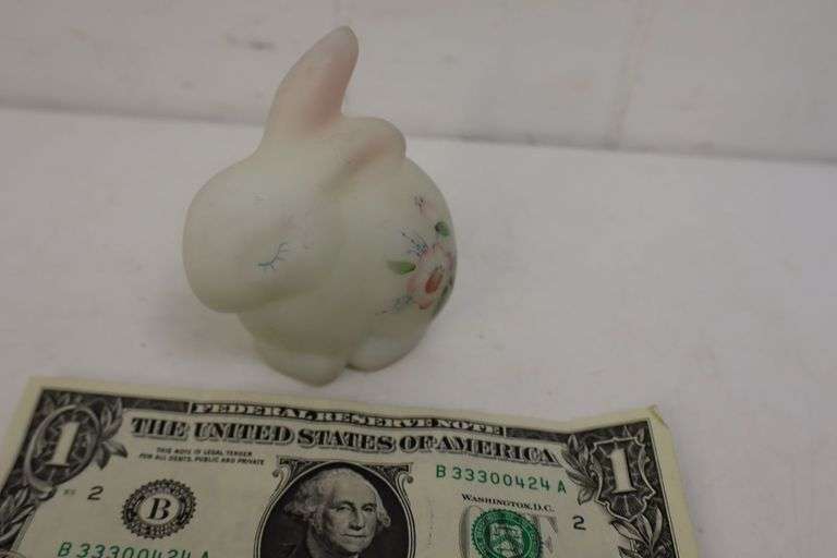 Beautiful Hanpainted & Signed FENTON Satin Glass Bunny! (3B)