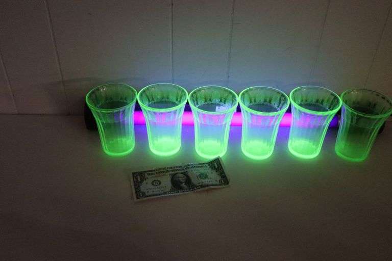 Set of SIX Vintage Uranium Glass Tumblers! (3B)