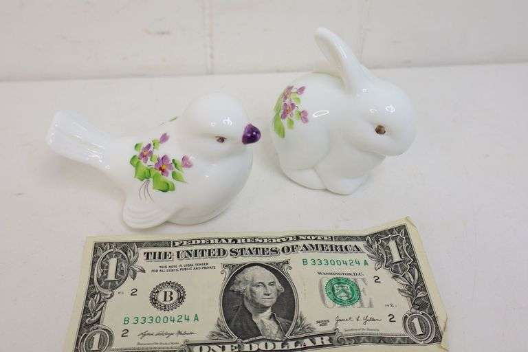 Lot of TWO Gorgeous Handpainted & Signed FENTON Glass Animal Figurines! (3B)