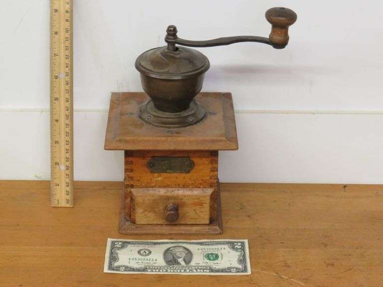 Vintage Pe De Coffee Grinder as shown