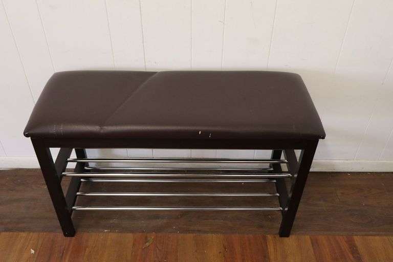 Cute 3-Tier Shoe Rack Bench! Good condition! (just creased from something sitting on it in storage) (RD)