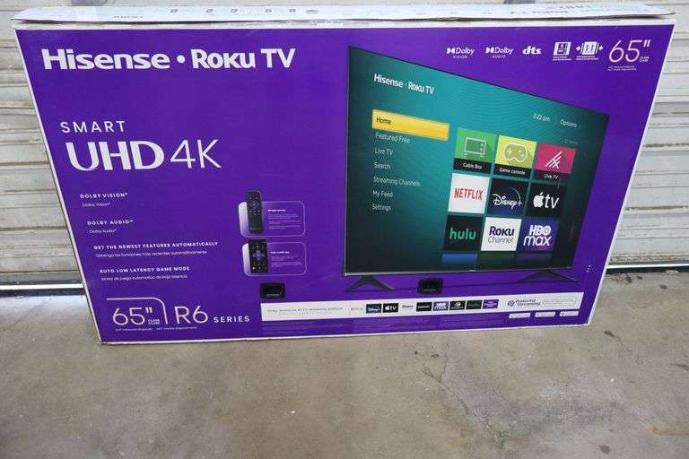 Hisense 65" UHD 4K Smart TV w/Remote! Like new! Great picture! (RD)