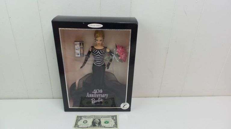 Collector's Edition 40th Anniversary Barbie Doll! (4B)