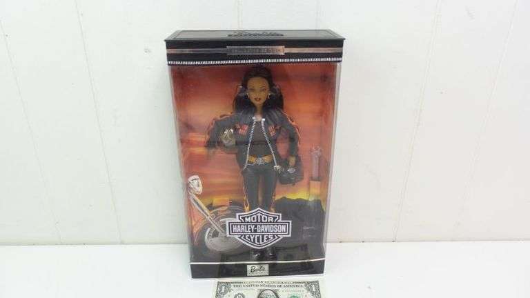 Barbie Collector Edition Harley Davidson Barbie Doll!! (4B)