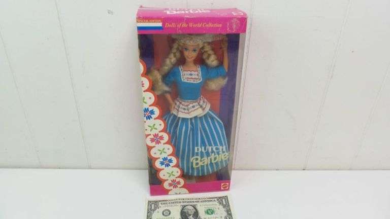 Special Edition Dolls of the World Collection "Dutch Barbie" (4B)