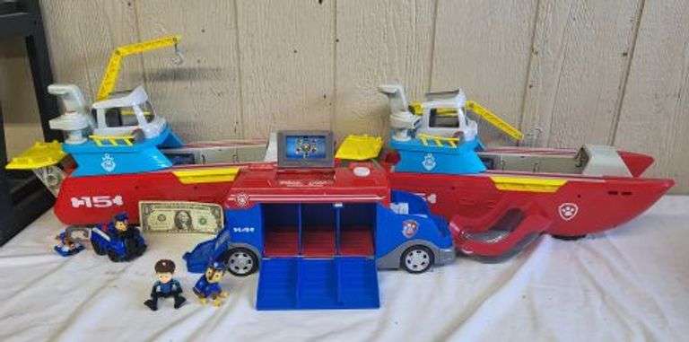 PAW PATROL Toys.  ~ cash only~. (3B)