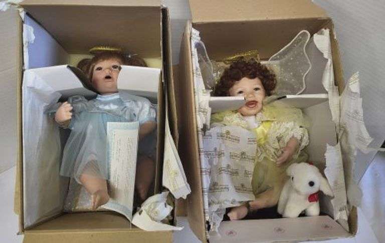 2 Angel Porcelain Dolls.  ~ cash only~.  (5B)