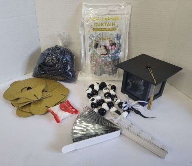 Party Supplies.  ~ cash only~. (4C)