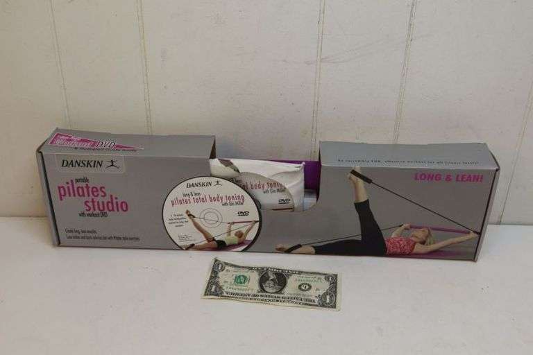 NEW Danskin Portable Pilates Studio! (6B)
