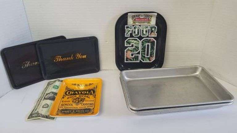 Small Trays. ~ cash only~.  (1C)