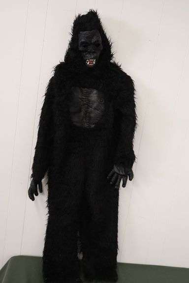 Awesome Adult Gorilla Suit! Size Large! (CR)