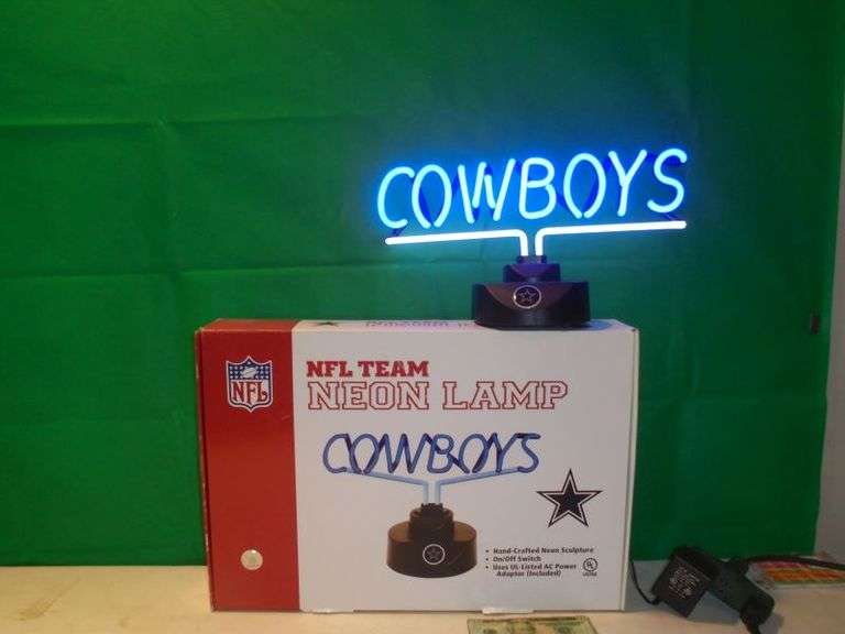 Working NFL Dallas Cowboys Neon Lamp.  16" wide x 8" tall