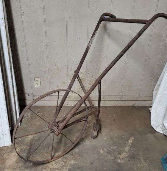 Vintage Plow.  ~ cash only ~. ( room 8)