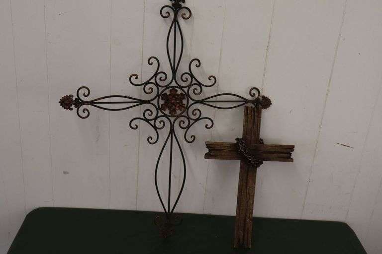 Lot of TWO Nice Wall Crosses! (11B)