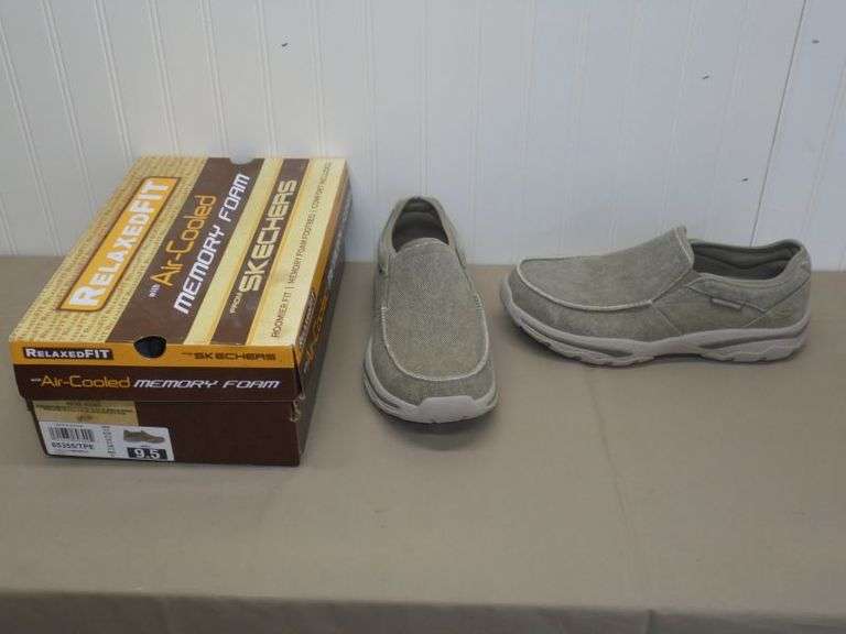 New Men's SKECHERS Shoes. Size 9.5 Texas Online Auction House