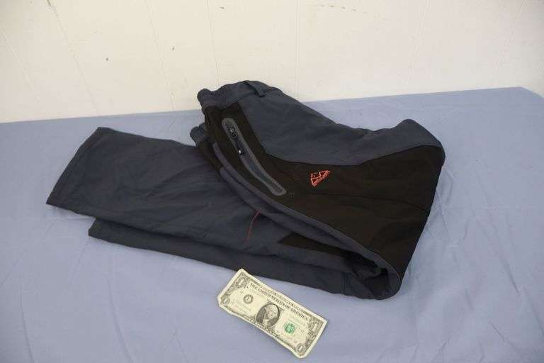 Men's Outdoor Sports Waterproof Fleece Cargo Ski/Hiking Pants! Size 30 (3A)