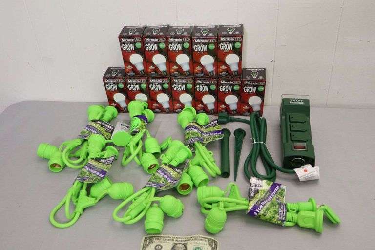 NEW MiracleLED Grow Light Kit w/Timer! (1B)