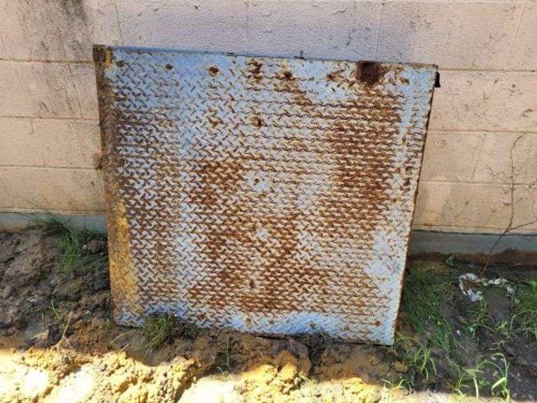 Metal Platform. ~ cash only ~
