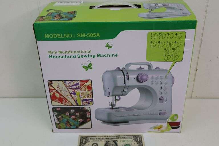 NEW Mini Sewing Machine! (1C)