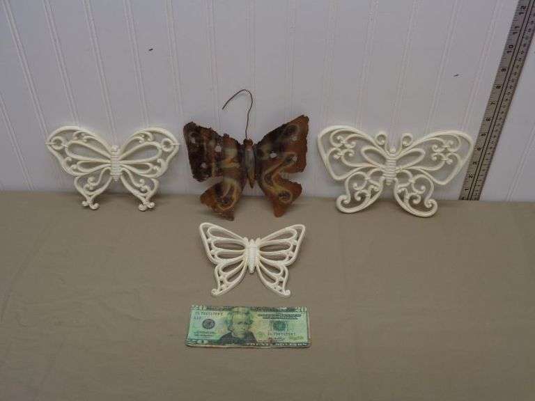 4 butterfly decor, some are Home Interiors.
