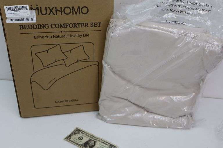 NEW 7-Piece Full Size Comforter Set! Beige. (1A)