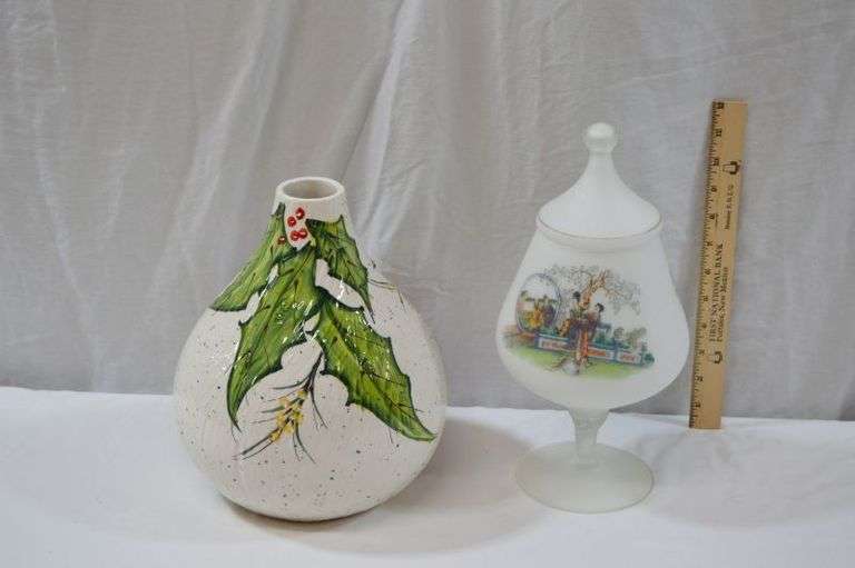WHITE JAR W/LID WITH ORIENTAL SCENE & ROUND VASE