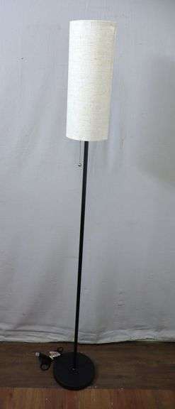 NEW Floor Lamp! (W1)