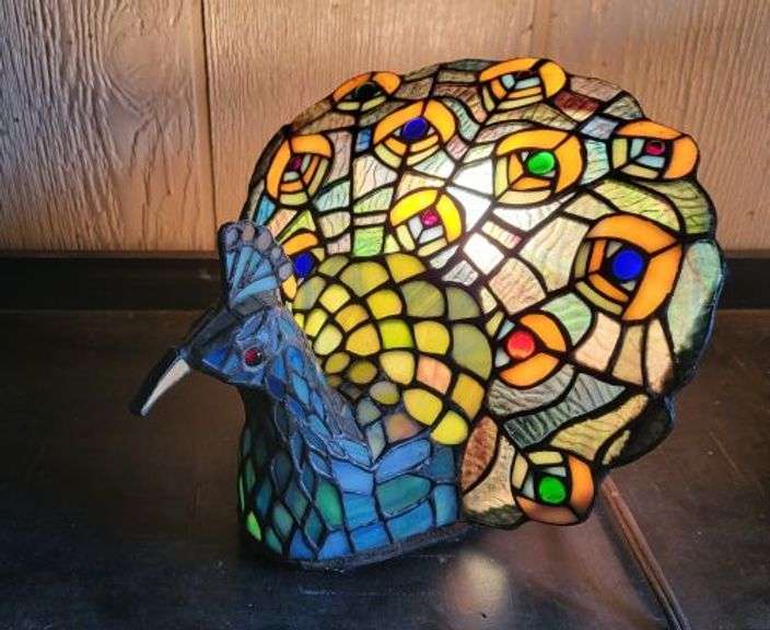 Peacock Light. Crack on one side. See additional photos. ~cash only ~. (1A)