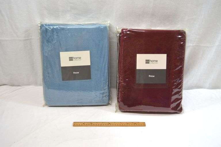 2 JC PENNEY HOME COLLECTION THROWS