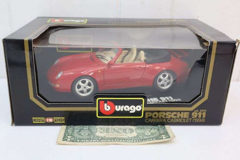 Burago Diamonds 1994 Porsche 911 Carrera Cabriolet 1:18 Diecast Replica! (14C)