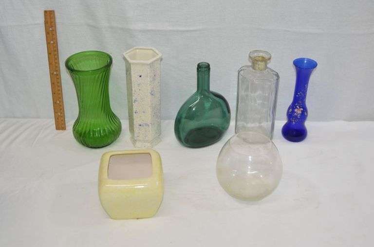 ASSORTED VASES & BOTTLES