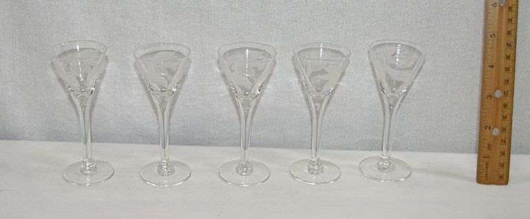 5 VINTAGE STEMMED FLUTED CORDIAL GLASSES