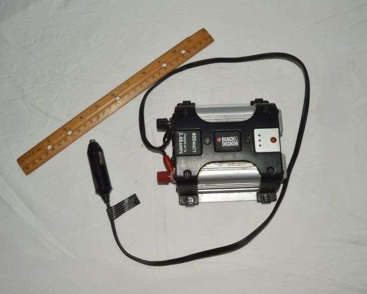 BLACK & DECKER 400 WATT INTVERTER - WORKS