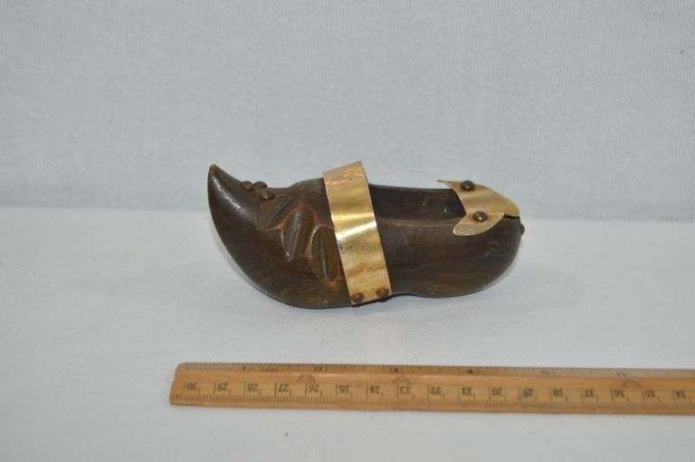 WOODEN SHOE ASHTRAY W/BRASS TRIM