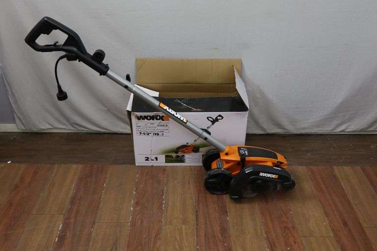 WORX 2-in-1 Lawn Edger/Trencher! Like new, just missing front handle, as shown. (RD)