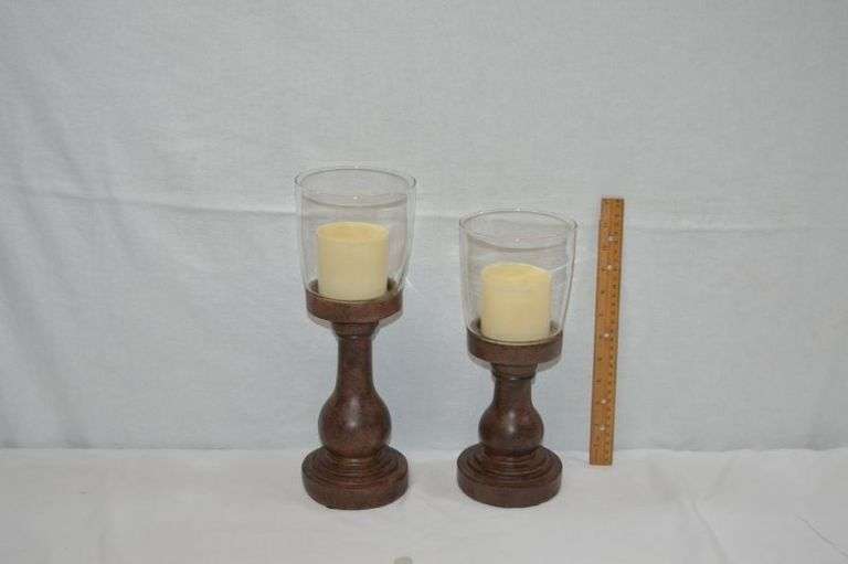 2 BATTERY OPERATED CANDLES - UNTESTED