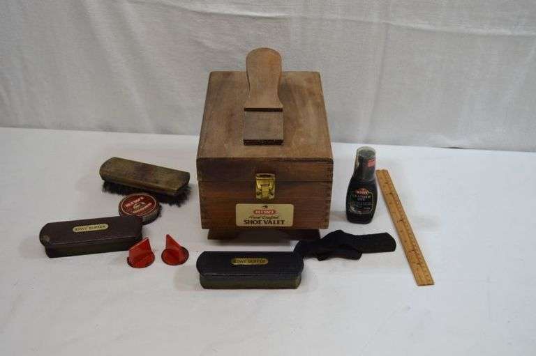 WOODEN SHOE SHINE BOX SET