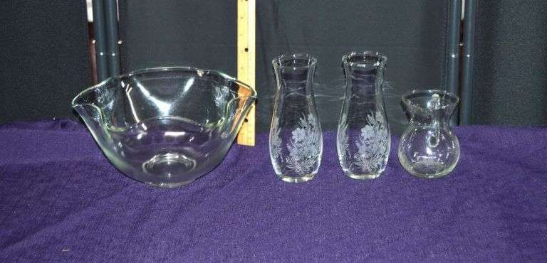 GLASS BOWL, ETCHED GLASS VASES & GLASS CREAMER