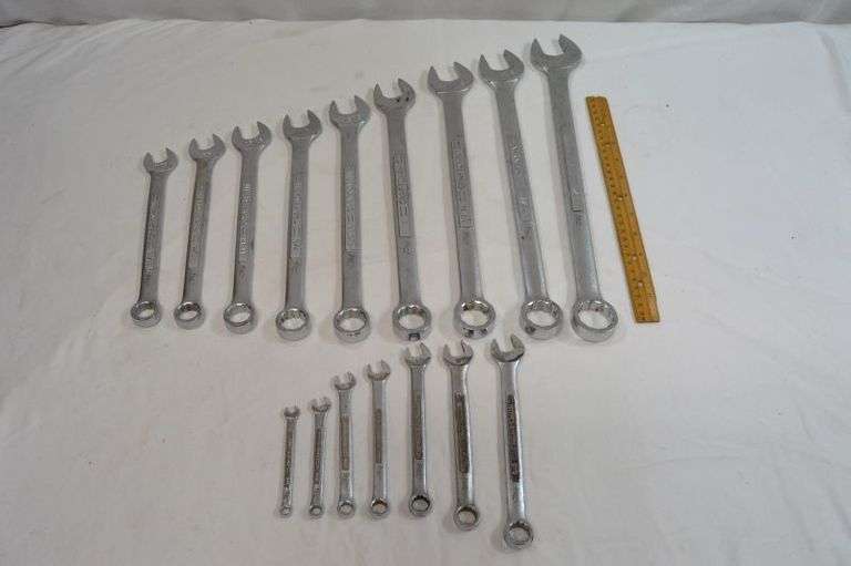 16 PIECE CRAFTSMAN COMBINATION WRENCH SET - SAME AS NEW