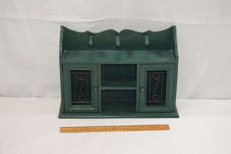 SMALL HANGING WALL CABINET