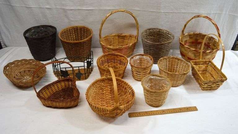 BASKET LOT