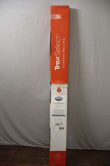 NEW Trex 6ft x 36in Rail & Balluster Kit! (R3)