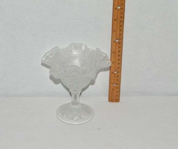 FENTON FROSTED GLASS RUFFLED, FOOTED COMPOTE CANDY DISH