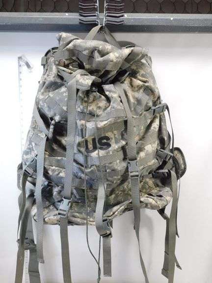 US Army Backpack- w/ Plastic Frame